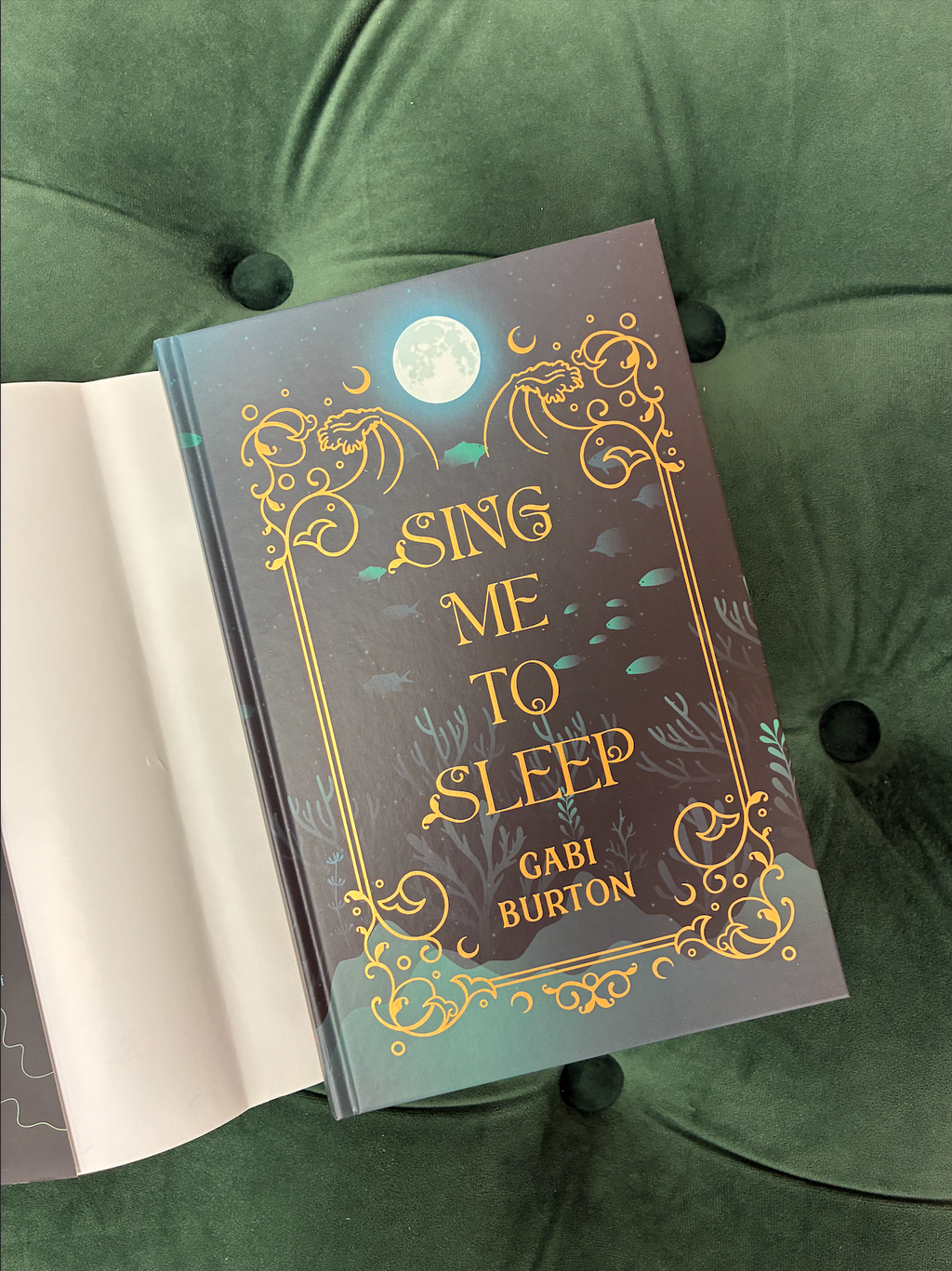 Sing Me To Sleep | Secondhand Fairyloot Exclusive Edition | Signed