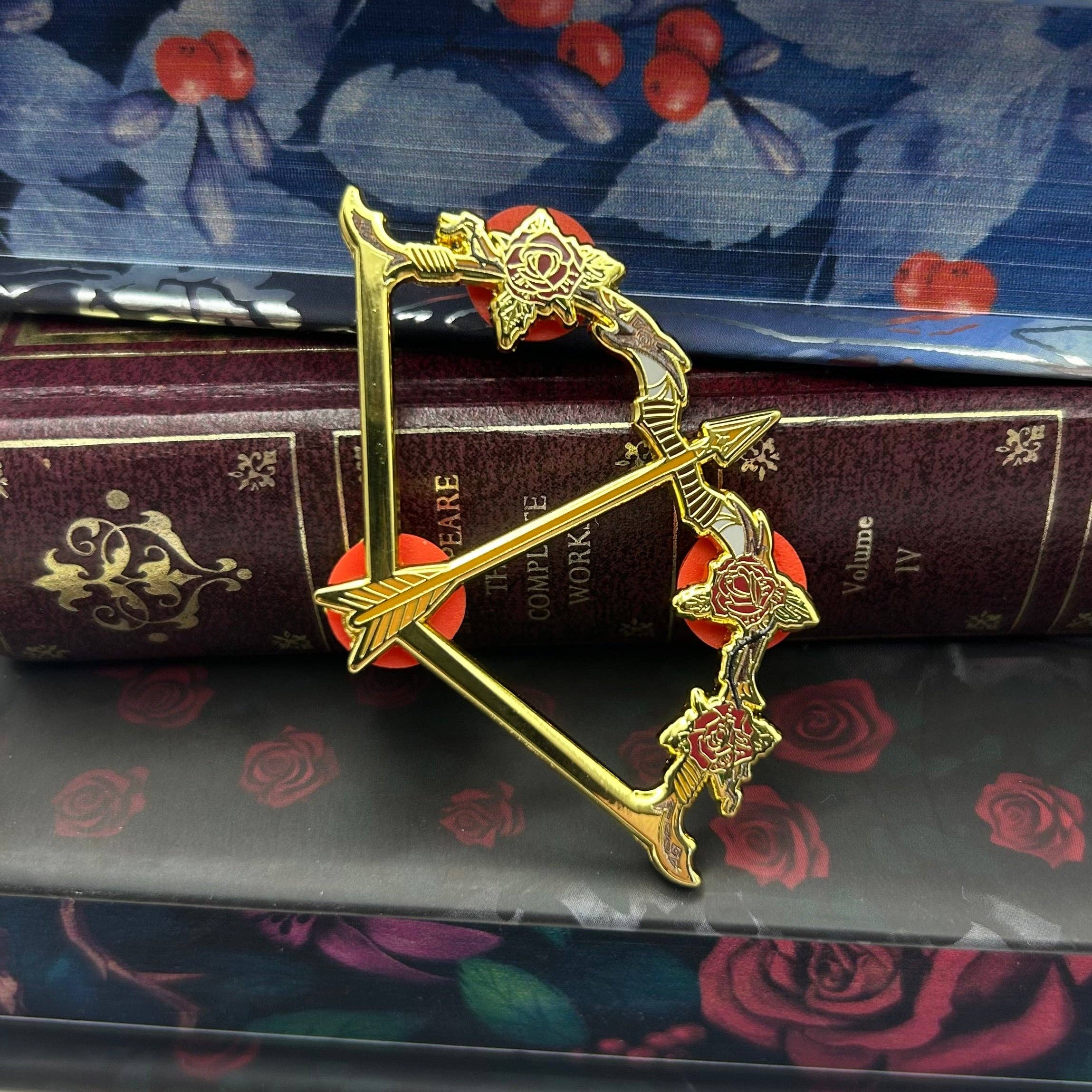 Rose Bow and Arrow | Hard Enamel Pin